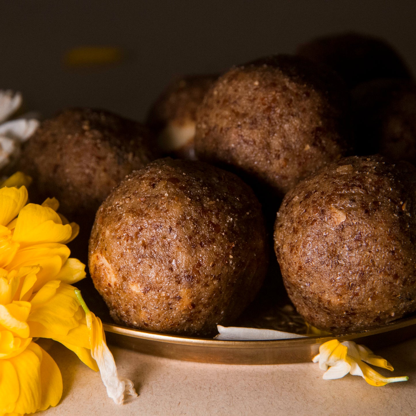 Flax seeds Pinni