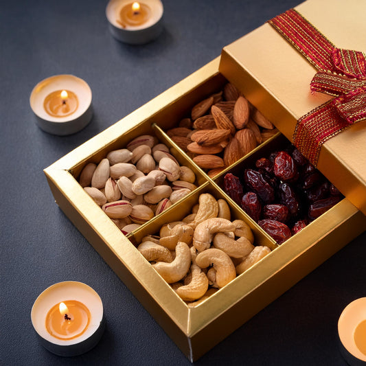 Diwali Gift Box – Cashews, Pistas, Raisins, Cranberries